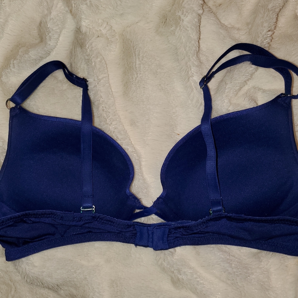 Push-Up Bra - Picture 2 of 2